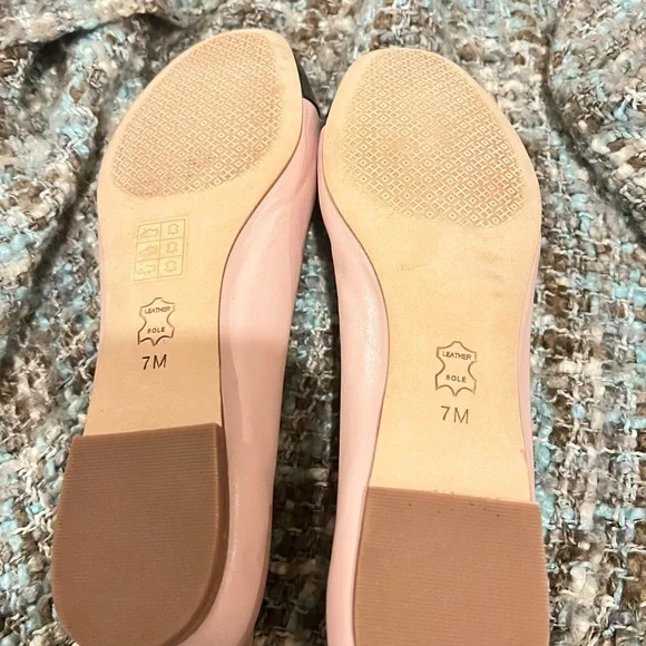 Tory Burch Pink and Black Flats with Gold Logo - Picture 4 of 6